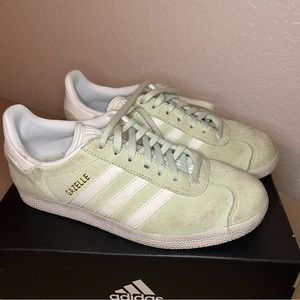 Mint green Adidas gazelle